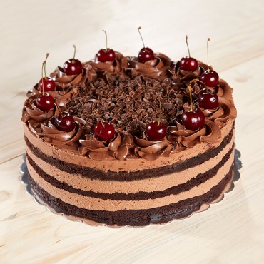 Шоколадова торта с вишни